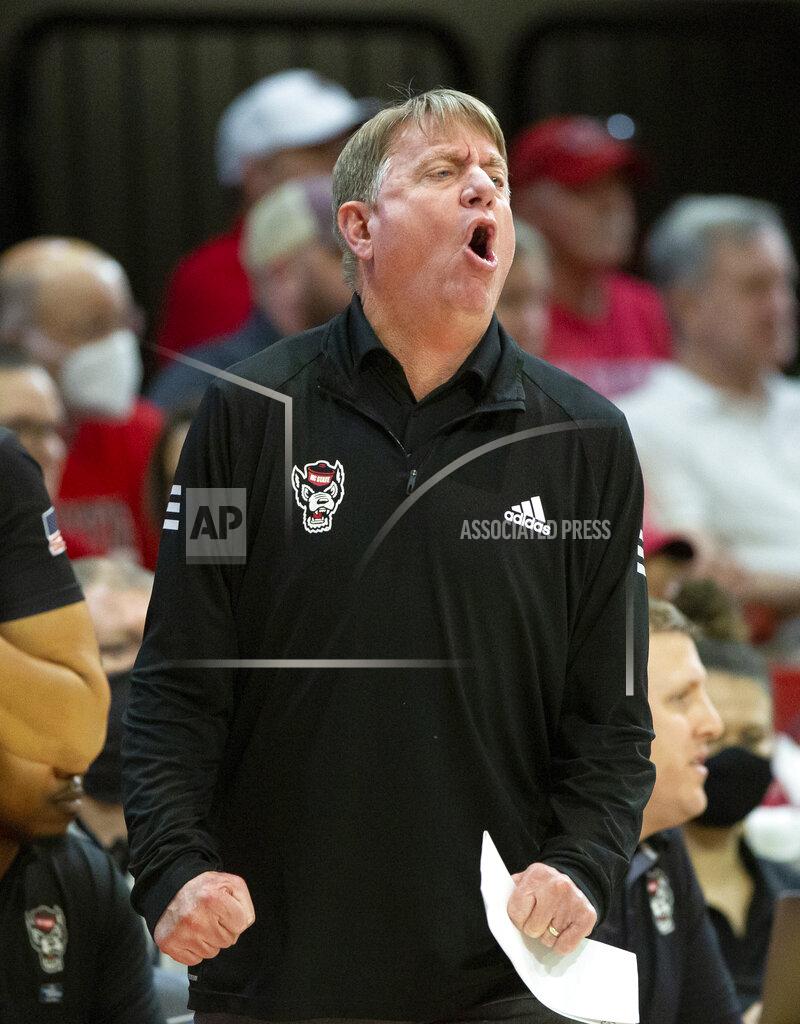 Ben Mckeown North Carolina State head coach Wes Moore shouts towards the court during the first half of a college basketball game against Longwood in the first round of the NCAA tournament in Raleigh, N.C., Saturday, March 19, 2022. (AP Photo/Ben McKeown)