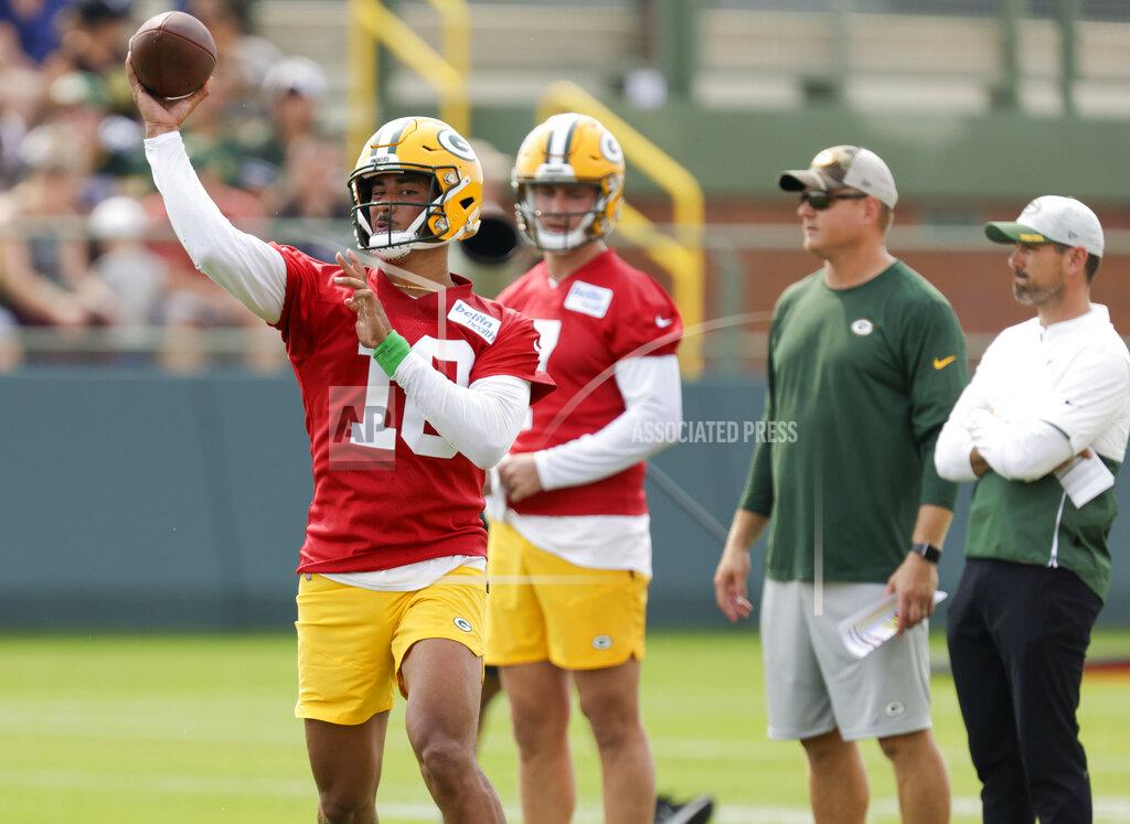 Matt Ludtke Green Bay Packers' quarterback Jordan Love passes during NFL football training camp Wednesday, July 28, 2021, in Green Bay, Wis. (AP Photo/Matt Ludtke)