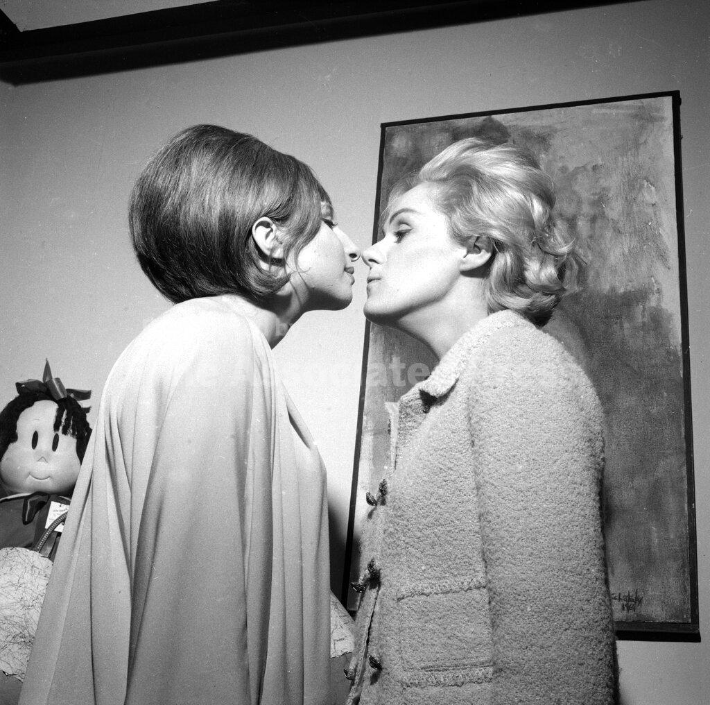 BROADWAY "FUNNY GIRL" 1964 Buy Photos AP Images DetailView