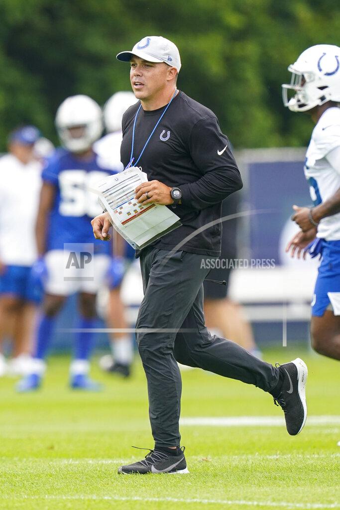 Michael Conroy Indianapolis Colts special teams coordinator Bubba Ventrone runs a drill during practice at the NFL team's football training camp in Westfield, Ind., Wednesday, July 28, 2021. (AP Photo/Michael Conroy)