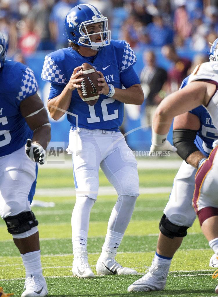 Bryan Woolston Kentucky quarterback Gunnar Hoak (12) drops back to pass during an NCAA college football game against Central Michigan in Lexington, Ky., Saturday, Sept. 1, 2018. (AP Photo/Bryan Woolston)