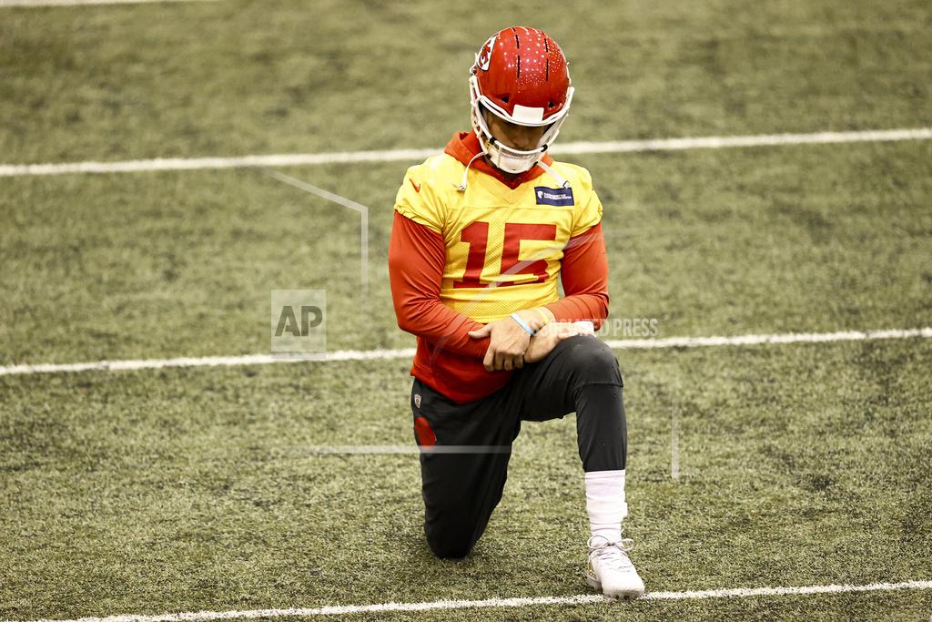 Steve Sanders Kansas City Chiefs Quarterback Patrick Mahomes (15) stretching during NFL football practice Thursday, Feb. 4, 2021, in Kansas City, Mo. The Chiefs will face the Tampa Bay Buccaneers in Super Bowl 55. (Steve Sanders/Kansas City Chiefs via AP)