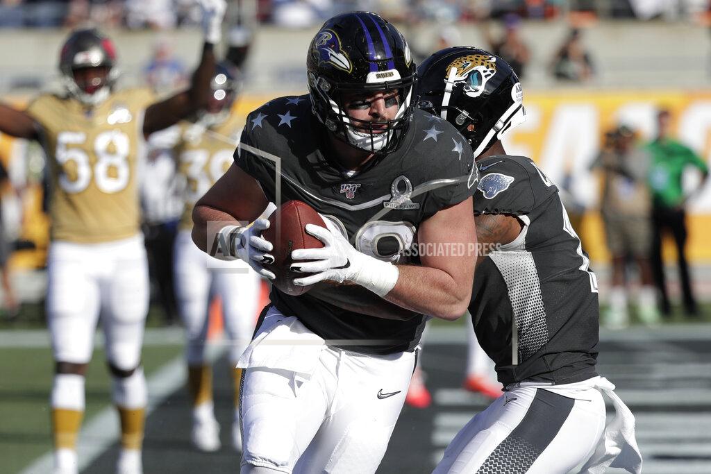 John Raoux AFC tight end Mark Andrews, of the Baltimore Ravens, (89) scores a touchdown, during the first half of the NFL Pro Bowl football game against the NFC, Sunday, Jan. 26, 2020, in Orlando, Fla. (AP Photo/John Raoux)