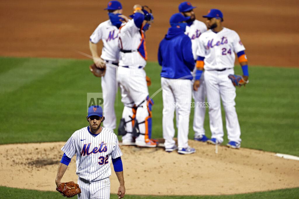 Adam Hunger New York Mets pitcher Steven Matz walks to the dugout after being relieved during the third inning of a baseball game against the Atlanta Braves, Friday, Sept. 18, 2020, in New York. (AP Photo/Adam Hunger)