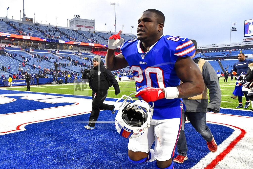 Adrian Kraus Buffalo Bills running back Frank Gore (20) walks off the field after the Bills beat the Denver Broncos 20-3 in an NFL football game, Sunday, Nov. 24, 2019, in Orchard Park, N.Y. (AP Photo/Adrian Kraus)