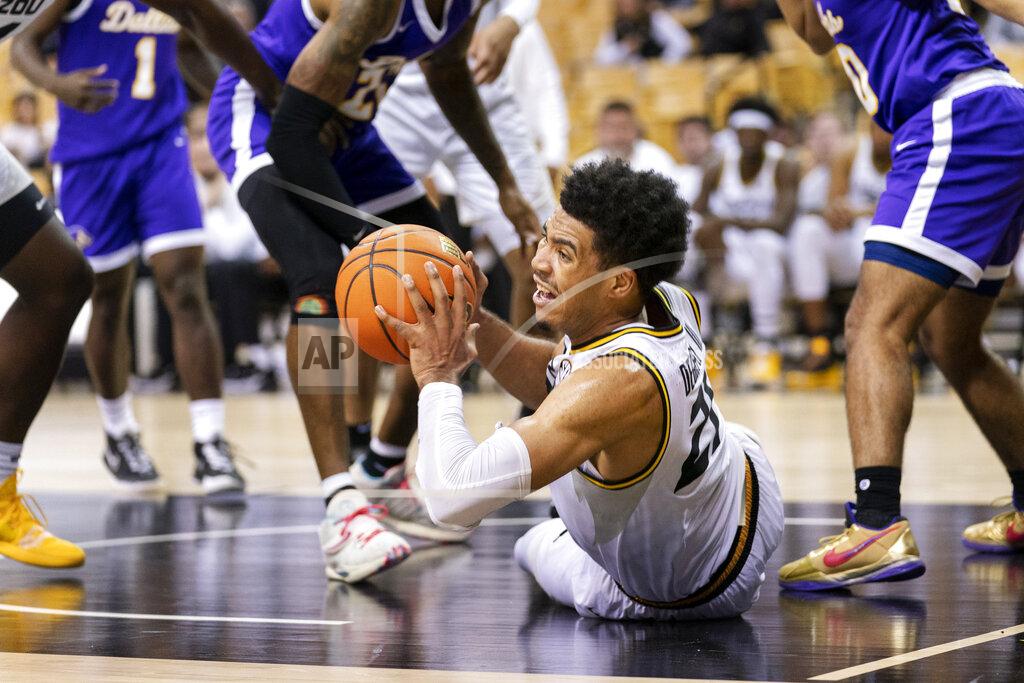 L.g. Patterson Missouri's Ronnie DeGray III looks to pass the ball during the second half of an NCAA college basketball game against Paul Quinn Monday, Nov. 29, 2021, in Columbia, Mo. Missouri won 91-59. (AP Photo/L.G. Patterson)