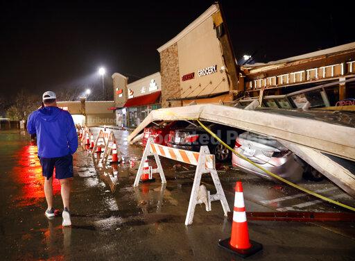 Messy storms roll eastward after slamming Texas, Louisi... - Vimarsana News