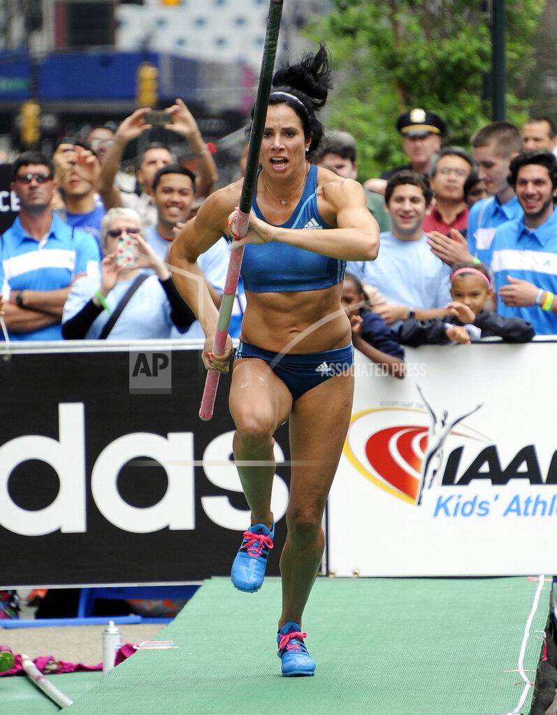 Jenn Suhr Jenn Suhr