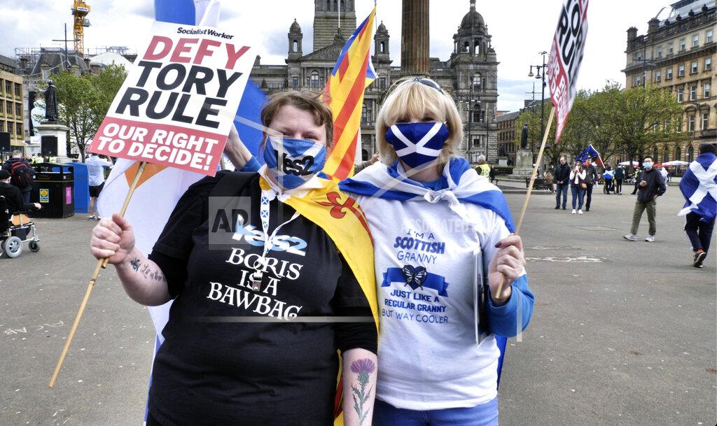 Renee Graham Scottish independence supporters attend a rally in Glasgow, Scotland, Saturday, May 1, 2021. Scotland holds an election Thursday that could hasten the breakup of the United Kingdom. The pro-independence Scottish National Party is leading in the polls and a big victory will give it the the moral right and the political momentum to hold a referendum on whether Scotland should end its three-century union with England. But many voters, even if they support independence, are cautious. (AP Photo/Renee Graham)