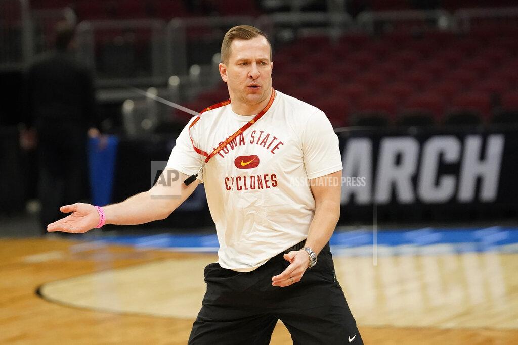 Charles Rex Arbogast Iowa State head coach T.J. Otzelberger directs his team during practice for the NCAA men's college basketball tournament Thursday, March 24, 2022, in Chicago. Iowa State faces Miami in a Sweet 16 game on Friday. (AP Photo/Charles Rex Arbogast)