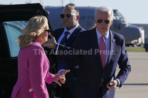 The Bidens are getting an early start on the Thanksgivi... - Vimarsana News