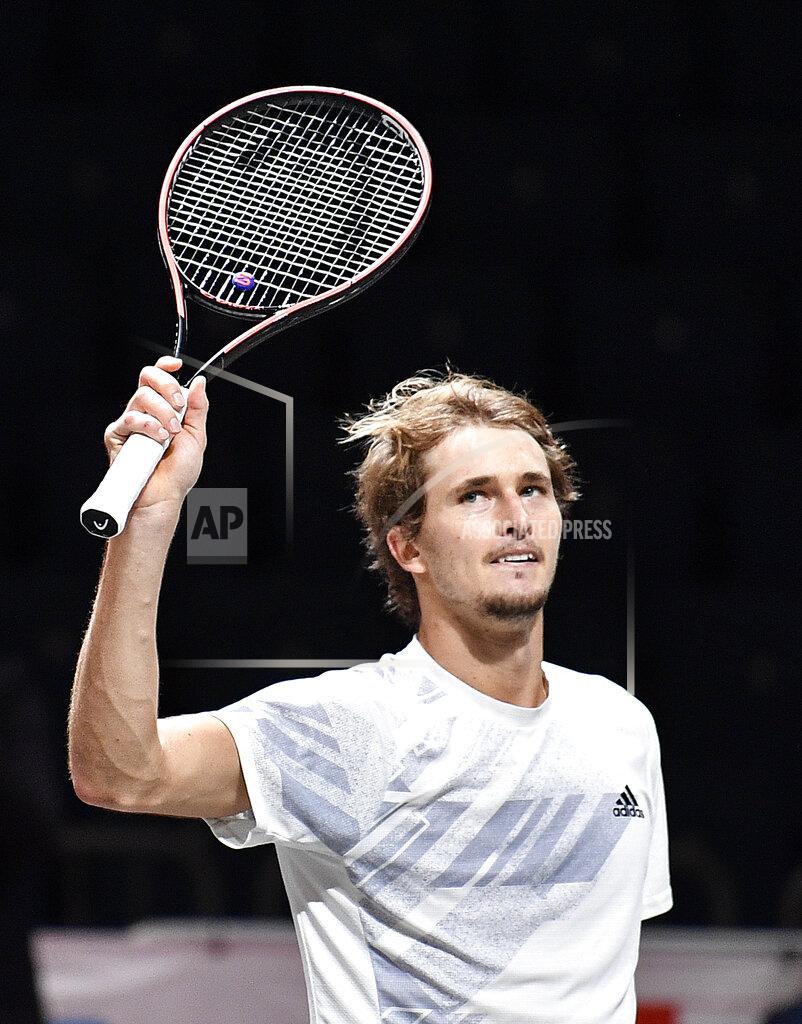 Martin Meissner Germany's Alexander Zverev celebrates after winning the ATP bett1HULKS Championship tennis final against Argentina's Diego Schwartzmann in Cologne, Germany, Sunday, Oct. 25, 2020. Zverev defeated Schwartzmann 6-2, 6-1. (AP Photo/Martin Meissner)