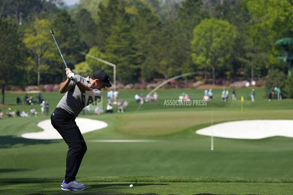 Gregory Bull Rory McIlroy, of Northern Ireland, tees off on the fourth hole during a practice round for the Masters golf tournament on Wednesday, April 7, 2021, in Augusta, Ga. (AP Photo/Gregory Bull)