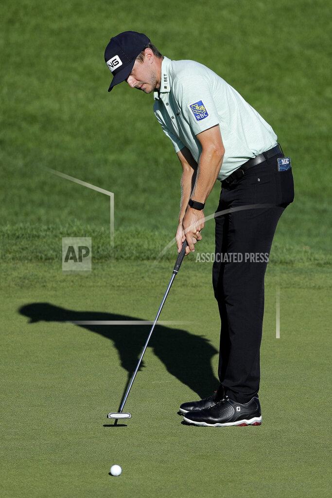 Frank Franklin Ii Mackenzie Hughes, of Canada, putts on the 18th green during the second round of the Travelers Championship golf tournament at TPC River Highlands, Friday, June 26, 2020, in Cromwell, Conn. (AP Photo/Frank Franklin II)