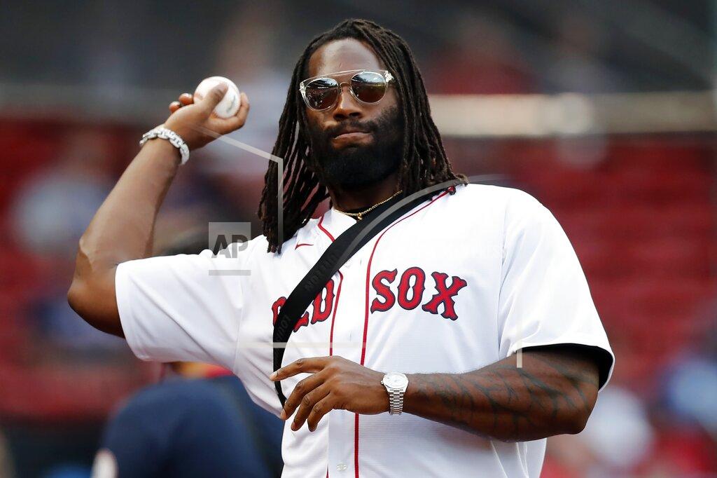 Michael Dwyer New England Patriots linebacker Matthew Judon tosses a ball before a baseball game between the Boston Red Sox and the New York Yankees, Saturday, Aug. 13, 2022, in Boston. (AP Photo/Michael Dwyer)