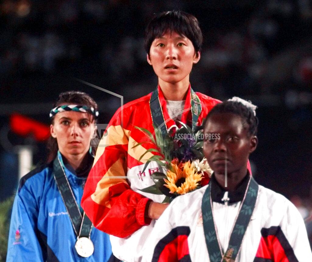 Wang Junxia, Pauline Konga, Roberta Brunet Wang Junxia, Pauline Konga, Roberta Brunet