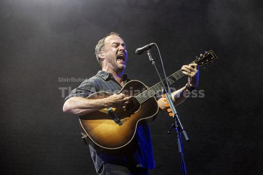 Dave Matthews Band has new album 'Walk Around the Moon' and perspective: 'Everything is kind of new' - Vimarsana News