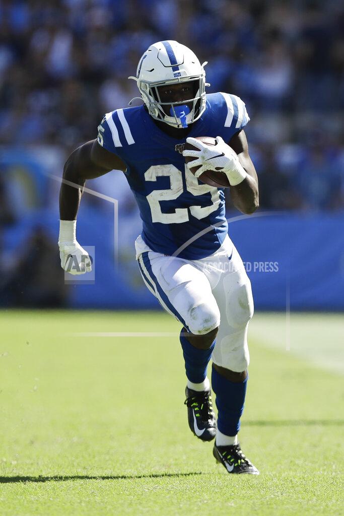 Marcio Jose Sanchez Indianapolis Colts running back Marlon Mack runs for a touchdown during the second half in an NFL football game against the Los Angeles Chargers Sunday, Sept. 8, 2019, in Carson, Calif. (AP Photo/Marcio Jose Sanchez)