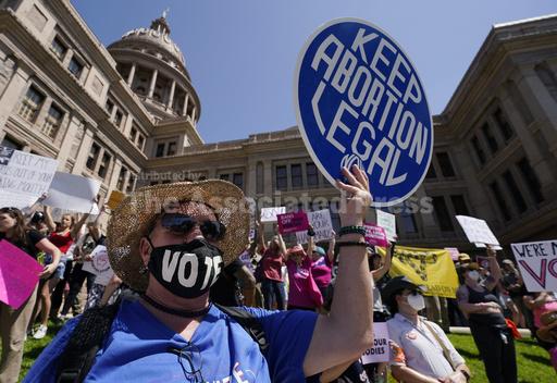 Texas counties trying to prevent people from using road... - Vimarsana News