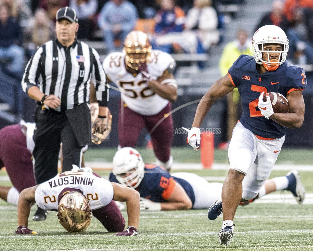 Holly Hart Illinois running back Reggie Corbin (2) breaks away to the end zone in the second half of a NCAA college football game against Minnesota, Saturday, Nov. 3, 2018, in Champaign, Ill. (AP Photo/Holly Hart)