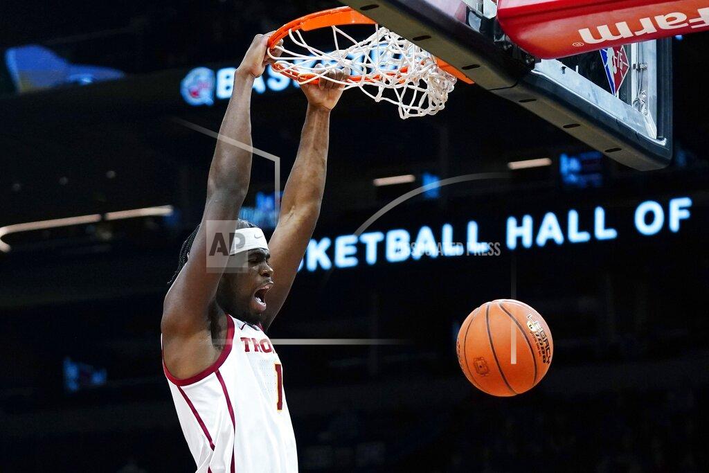 Ross D. Franklin Southern California forward Chevez Goodwin dunks against Georgia Tech during the first half of an NCAA college basketball game at the Jerry Colangelo Classic Saturday, Dec. 18, 2021, in Phoenix. (AP Photo/Ross D. Franklin)