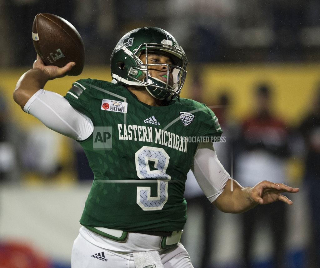 Jake Crandall Eastern Michigan quarterback Mike Glass, III, (9) throws a touchdown pass during the Camellia Bowl NCAA college football game in Montgomery, Ala., on Saturday, Dec. 15, 2018. (Jake Crandall/The Montgomery Advertiser via AP)