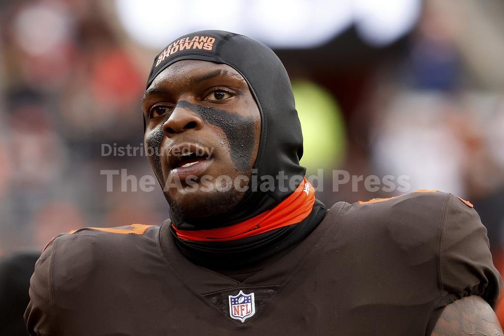 Browns Winfrey has assault charged dismissed after he completed diversion program Browns Winfrey has assault charged dismissed after he completed diversion program