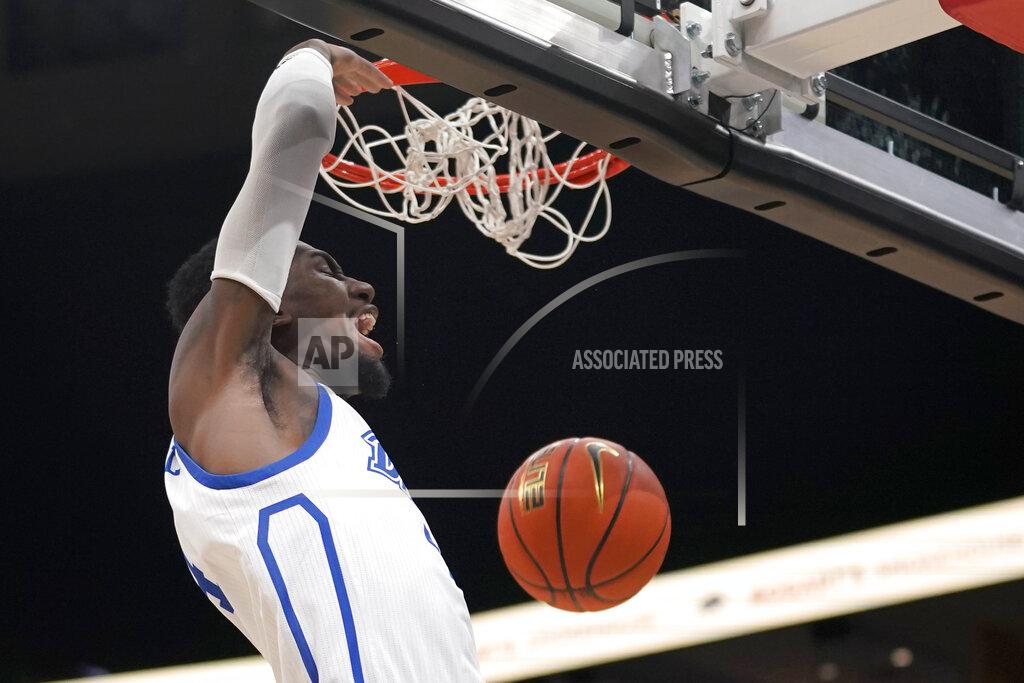 Jeff Roberson Drake's ShanQuan Hemphill dunks the ball during the first half of an NCAA college basketball game against Southern Illinois in the quarterfinal round of the Missouri Valley Conference tournament Friday, March 4, 2022, in St. Louis. (AP Photo/Jeff Roberson)