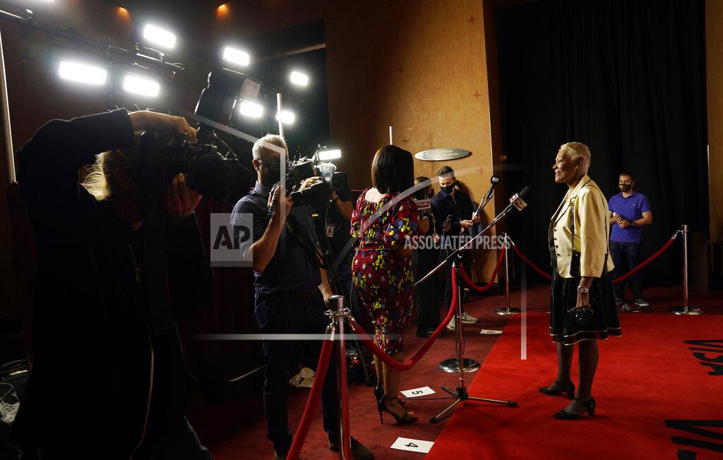 Chris Pizzello Singer Dionne Warwick, right, subject of "Dionne Warwick: Don't Make Me Over," addresses the media at the premiere of the documentary film at the 2021 Toronto International Film Festival, Saturday, Sept. 11, 2021, in Toronto. (AP Photo/Chris Pizzello)