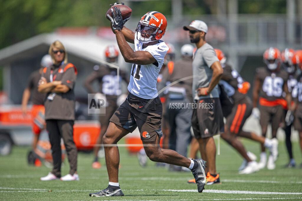 Cleveland Browns receiver Donovan Peoples-Jones (11) catches a pass during NFL football practice in Berea, Ohio, Wednesday, July 28, 2021. (AP Photo/David Dermer)
