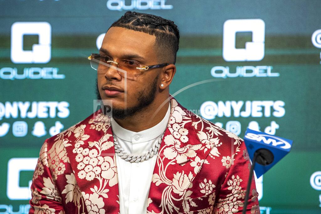 Jermaine Johnson speaks at a New York Jets NFL football draft news conference Friday, April 29, 2022, in Florham Park, N.J. (AP Photo/Brittainy Newman)