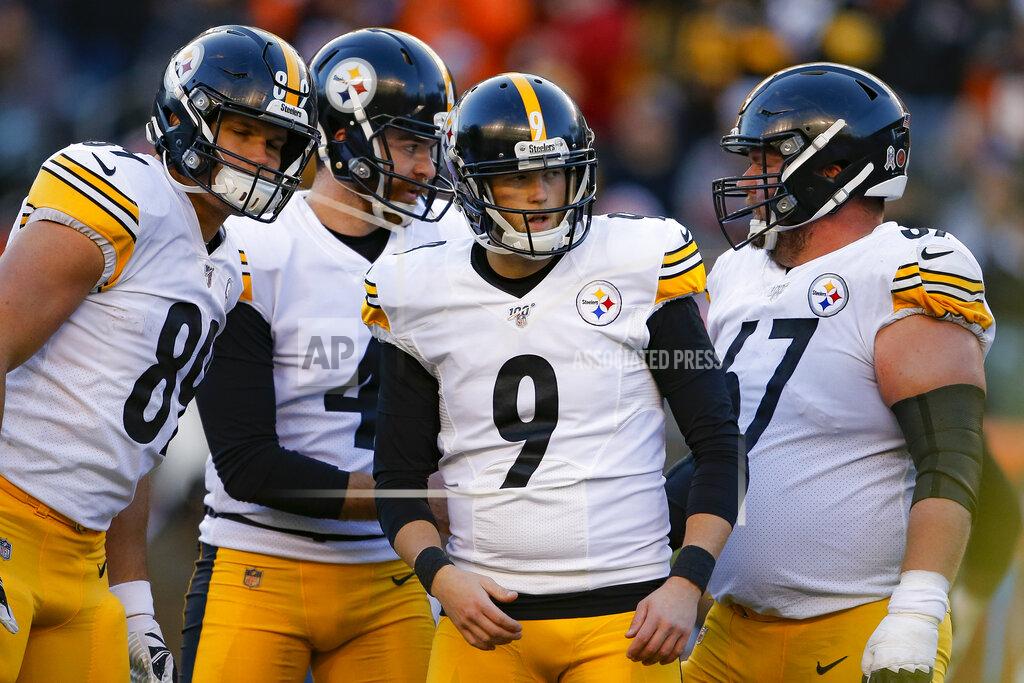 Gary Landers Pittsburgh Steelers kicker Chris Boswell (9) celebrates his field goal during the second half an NFL football game against the Cincinnati Bengals, Sunday, Nov. 24, 2019, in Cincinnati. (AP Photo/Gary Landers)