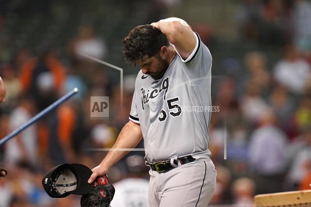 Paul Sancya Chicago White Sox pitcher Carlos Rodon walks to the dugout against the Detroit Tigers in the third inning of a baseball game in Detroit, Monday, Sept. 20, 2021. (AP Photo/Paul Sancya)