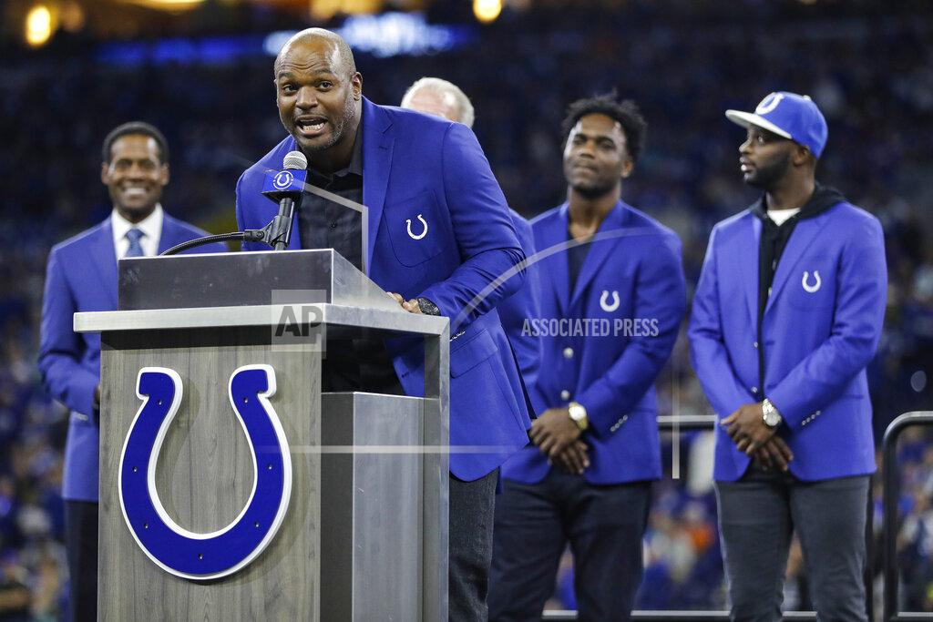 Darron Cummings Former Indianapolis Colts defensive end Dwight Freeney speaks during his Ring of Honor induction ceremony during half time of an NFL football game against the Miami Dolphins in Indianapolis, Sunday, Nov. 10, 2019. (AP Photo/Darron Cummings)