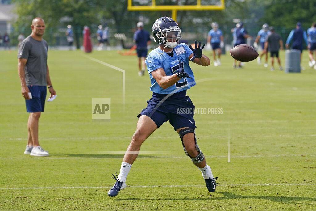 Mark Humphrey Tennessee Titans cornerback Caleb Farley takes part in a drill at the NFL football team's practice facility Tuesday, June 7, 2022, in Nashville, Tenn. Farley is among the Titans taking part in organized team activities while recovering from season-ending injuries. (AP Photo/Mark Humphrey)