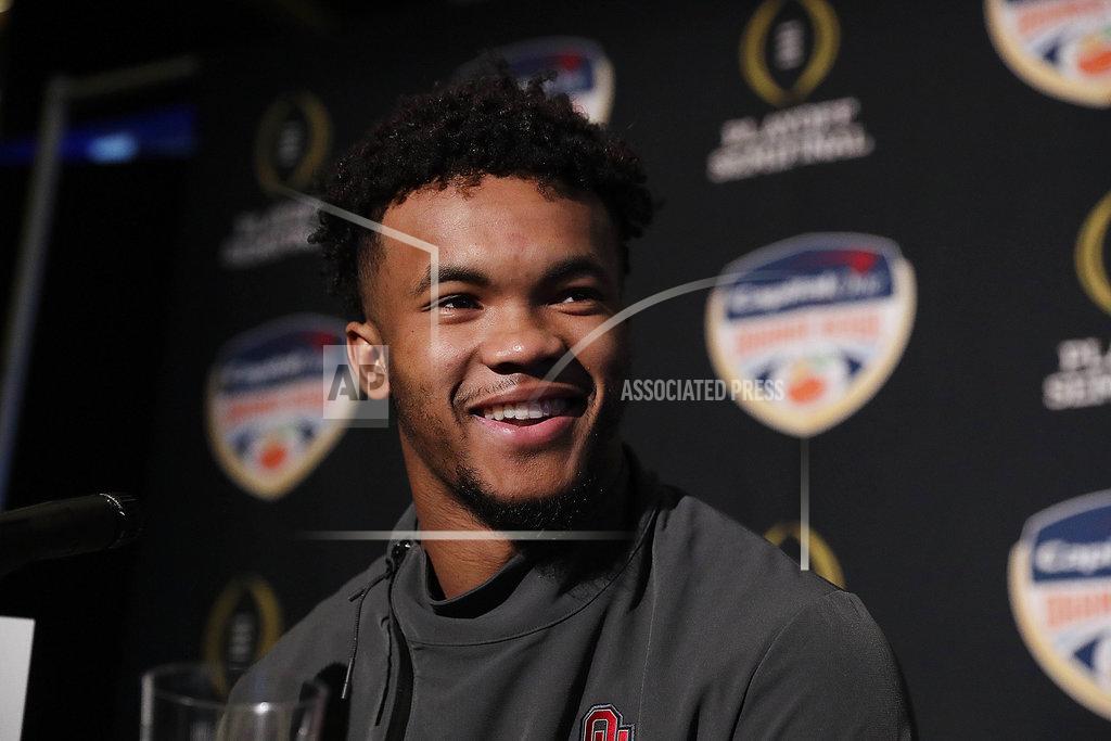 Sooners' Murray still fighting illness, will play Saturday