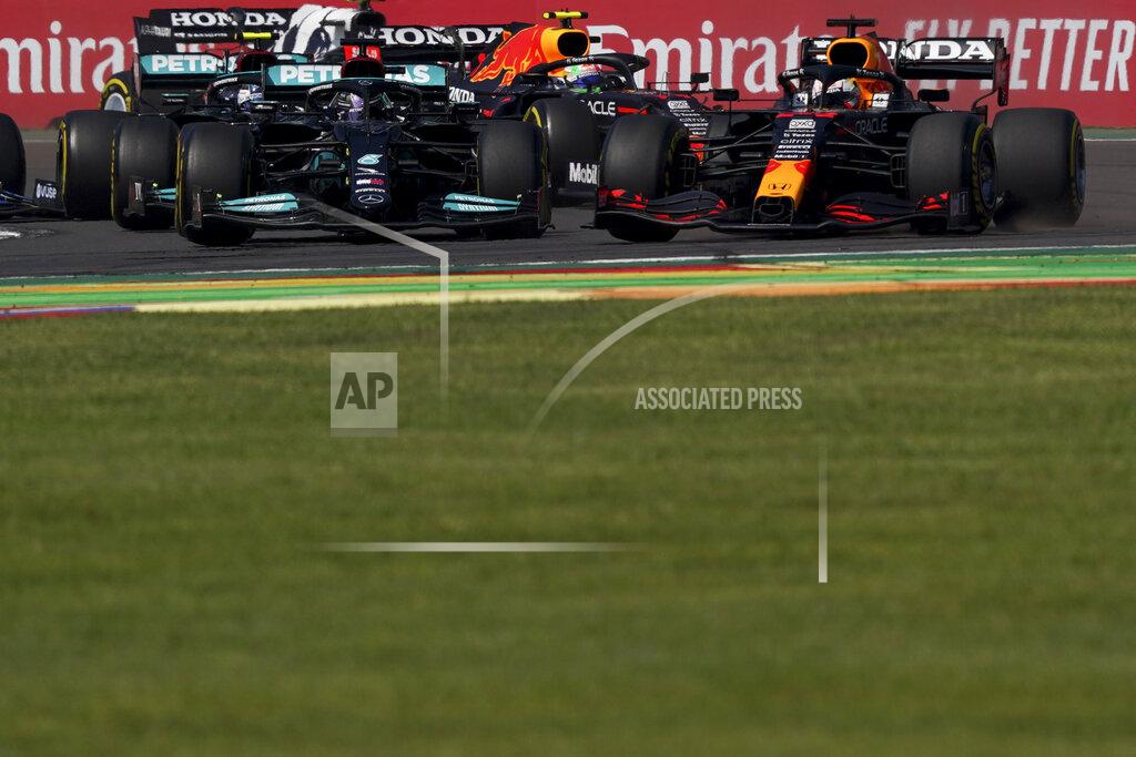 Fernando Llano Mercedes' Lewis Hamilton, left, and Red Bull's Max Verstappen compete during the Formula One Mexico Grand Prix auto race at the Hermanos Rodriguez racetrack in Mexico City, Sunday, Nov. 7, 2021. (AP Photo/Fernando Llano)