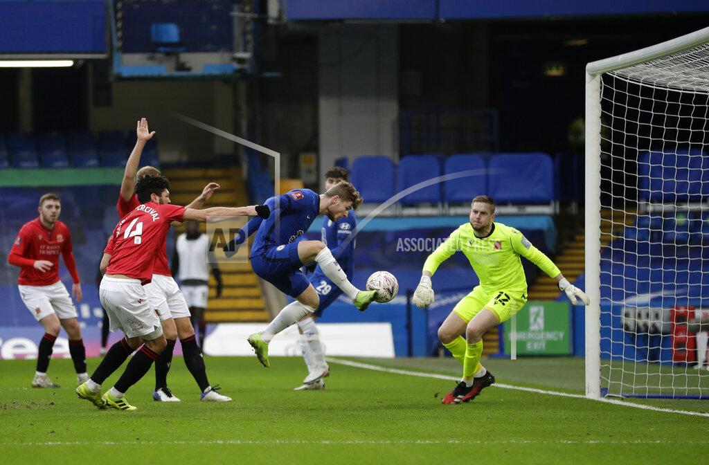 Matt Dunham Chelsea's Timo Werner, centre, scores his side's second goal during the English FA Cup third round soccer match between Chelsea and Morecambe at Stamford Bridge Stadium in London, Sunday, Jan. 10, 2021. (AP Photo/Matt Dunham)