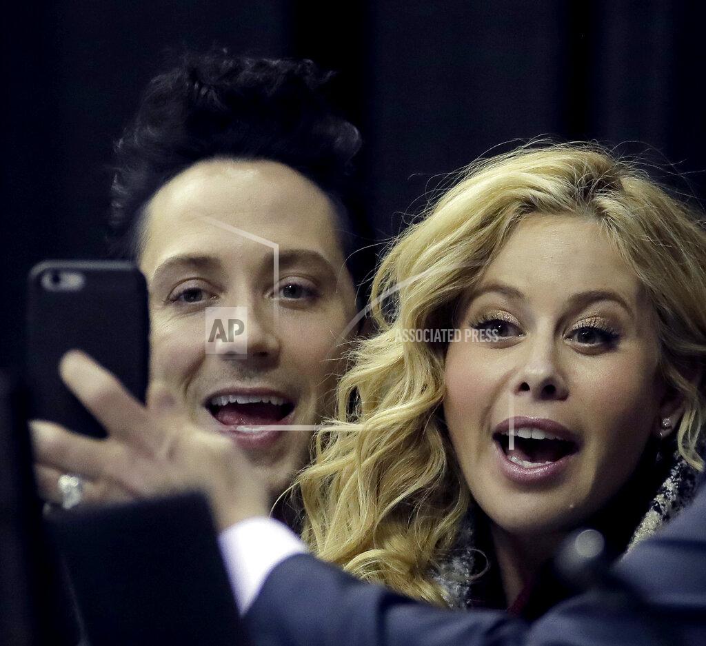 Johnny Weir, Tara Lipinski Johnny Weir, Tara Lipinski