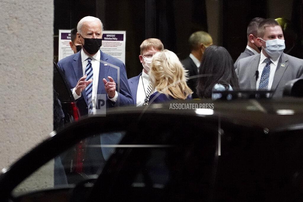 Susan Walsh President Joe Biden and first lady Jill Biden leave Walter Reed National Military Medical Center in Bethesda, Md., Thursday, Sept. 2, 2021, after visiting with injured troops. (AP Photo/Susan Walsh)