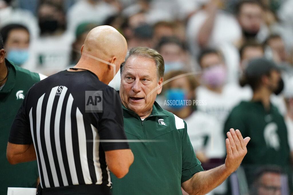 Carlos Osorio Michigan State head coach Tom Izzo talks with a referee during the first half of a preseason NCAA college basketball game against Ferris State , Wednesday, Oct. 27, 2021, in East Lansing, Mich. (AP Photo/Carlos Osorio)
