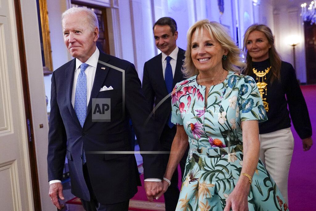 Susan Walsh President Joe Biden and first lady Jill Biden arrive with Greek Prime Minister Kyriakos Mitsotakis and his wife Mareva Grabowski in the East Room of the White House in Washington, Monday, May 16, 2022. (AP Photo/Susan Walsh)