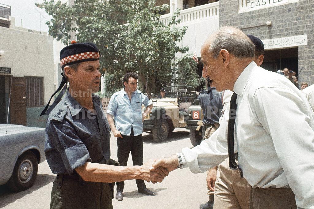 1960's uniform identification and general Aden Emergency thread ...