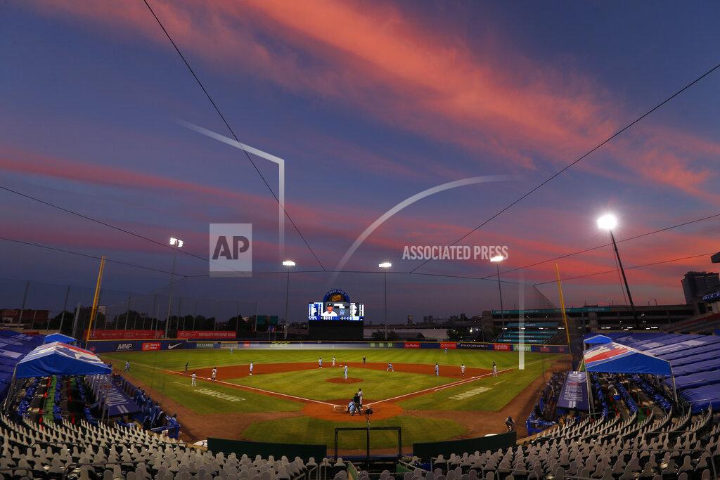 Jeffrey T. Barnes The Toronto Blue Jays play the Miami Marlins during the eighth inning of a baseball game, Wednesday, Aug. 12, 2020, in Buffalo, N.Y. (AP Photo/Jeffrey T. Barnes)