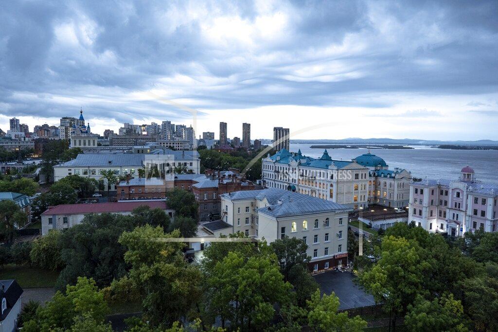 Daniel Kozin Buildings line the Amur River in Khabarovsk, Russia, in the country's Far East. Parliamentary and local elections that conclude on Sunday, Sept. 19, 2011, will be closely watched to gauge how much anger against the Kremlin remains in the region, where its popular governor was arrested and replaced last year, causing mass protests. (AP Photo/Daniel Kozin)