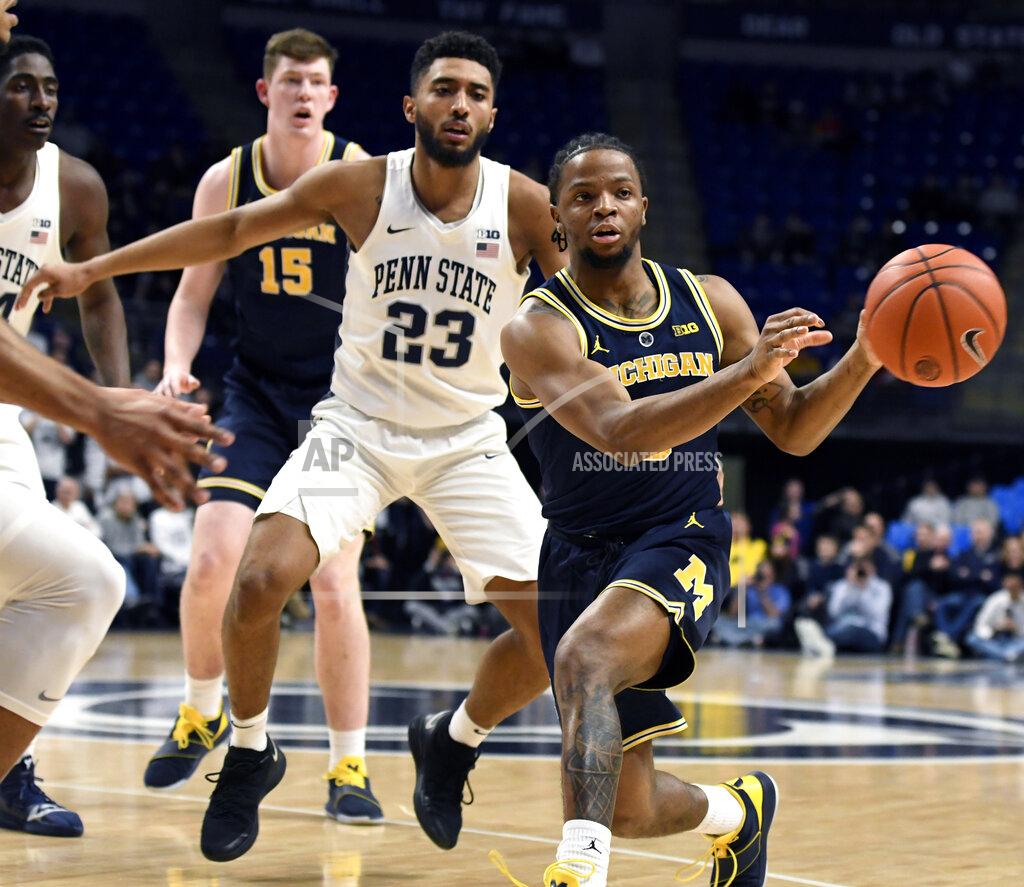 Big 10 lead at stake in 1st Michigan-Michigan St matchup