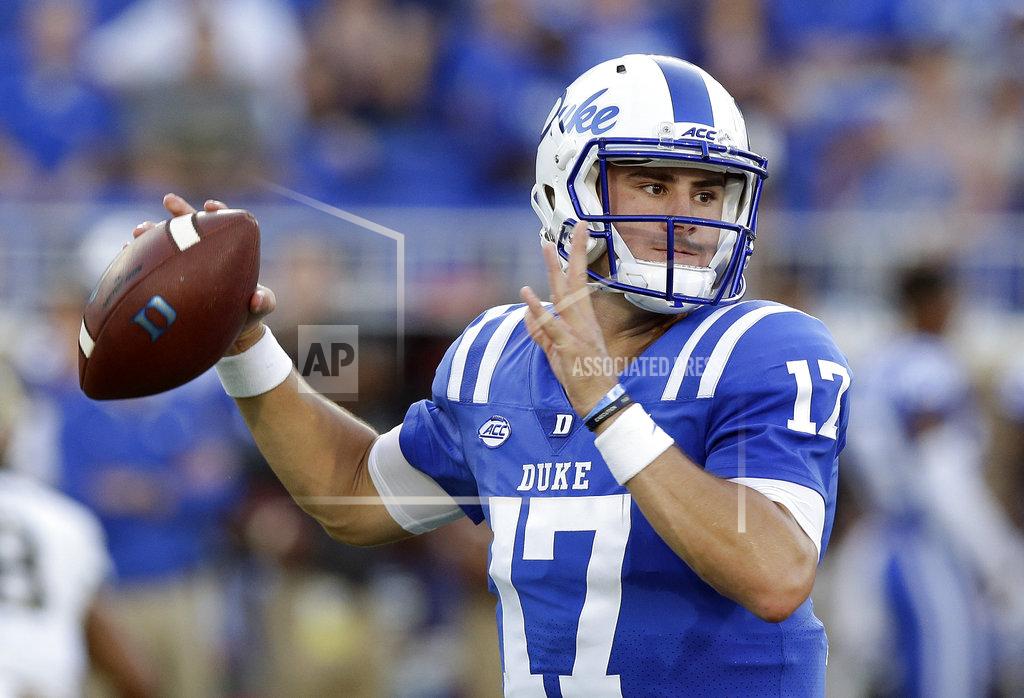 Gerry Broome Duke quarterback Daniel Jones (17) looks to pass against Army during the first half of an NCAA college football game in Durham, N.C., Friday, Aug. 31, 2018. (AP Photo/Gerry Broome)