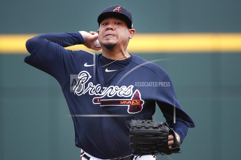 Elise Amendola Atlanta Braves starting pitcher Felix Hernandez warms up for a spring training baseball game against the Tampa Bay Rays, Tuesday, March 3, 2020, in Venice, Fla. (AP Photo/Elise Amendola)
