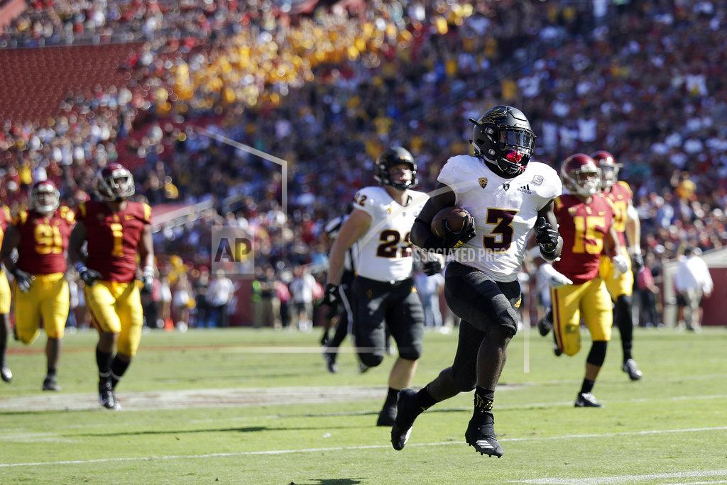 Marcio Jose Sanchez Arizona State running back Eno Benjamin (3) runs for a touchdown against Southern California during the first half of an NCAA college football game Saturday, Oct. 27, 2018, in Los Angeles. (AP Photo/Marcio Jose Sanchez)