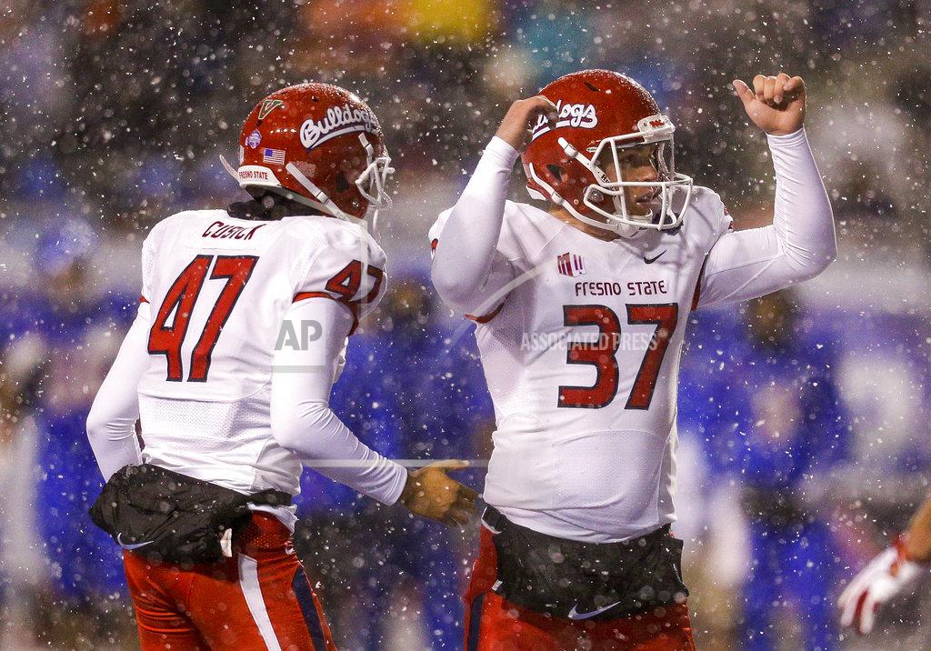 Steve Conner Fresno State place kicker Asa Fuller (37) celebrates his second field goal against Boise State in the second half of an NCAA college football game for the Mountain West championship, Saturday, Dec. 1, 2018, in Boise, Idaho. Fresno State won 19-16. (AP Photo/Steve Conner)